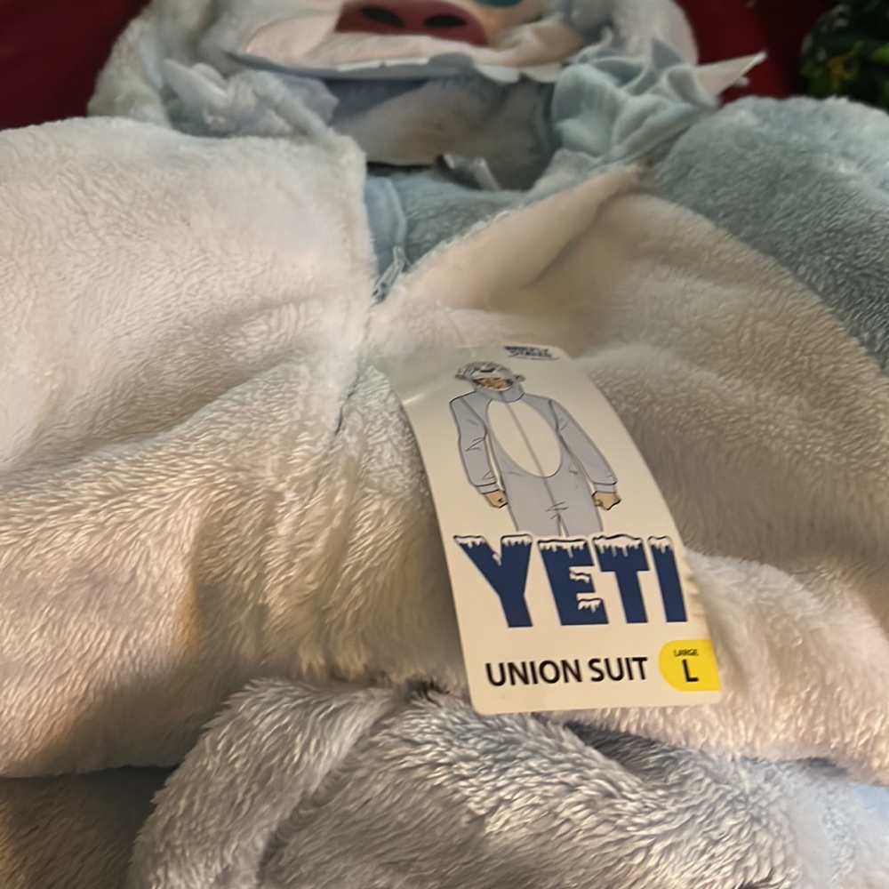 NEW Briefly Stated Yeti Union Suit plush onesie DISCONTINUED AND RARE - Picture 4 of 4
